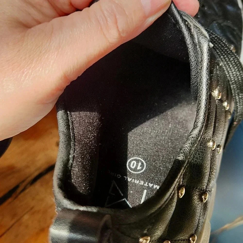 Quilted Embellished Sneakers sz 10‎ Black edgy punk - Picture 10 of 15